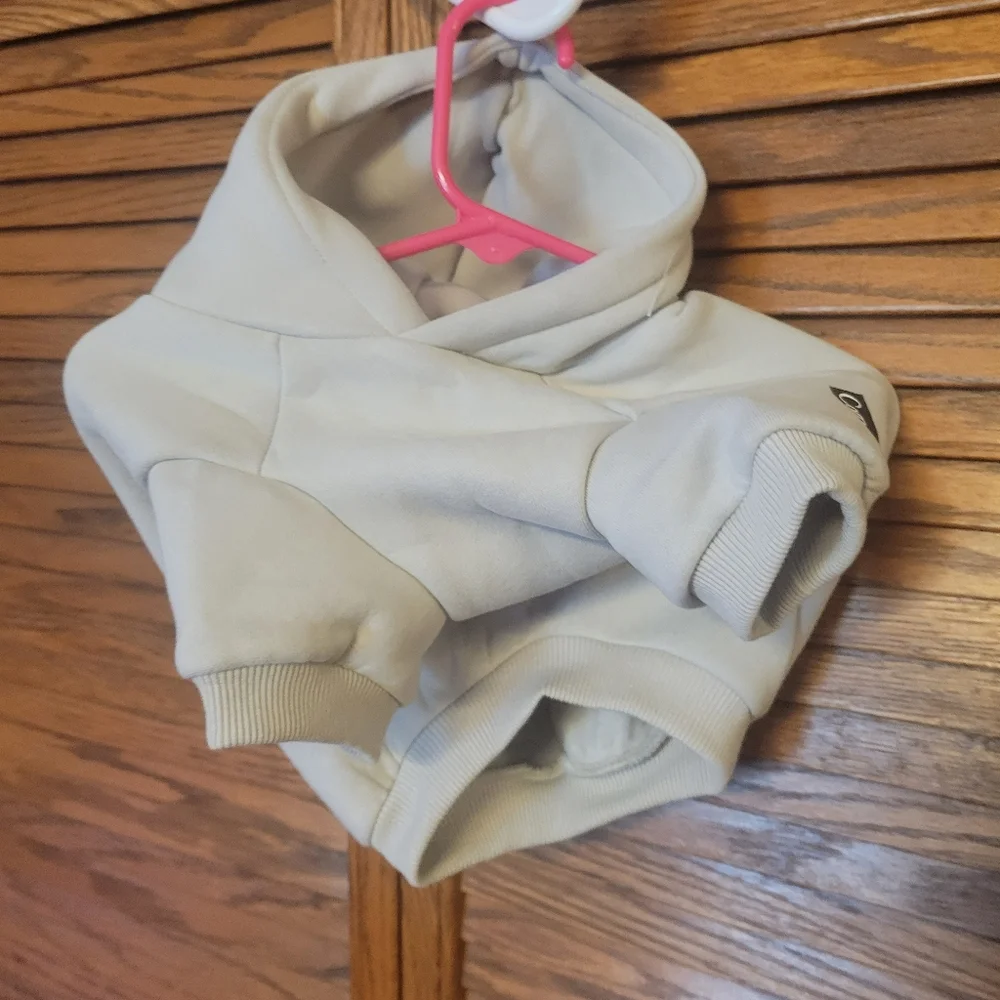 Comfrt NEW The Standard Paw Hoodie Fog Color‎ Size Small